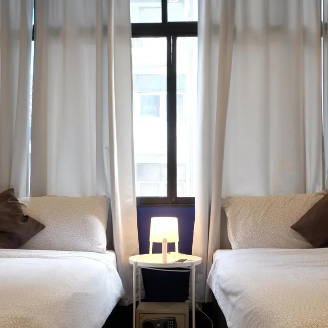 غرفة سوبيريور رباعية بسرير كينج، Sleep With Me Bangkok - BTS Phra Khanong 2/5