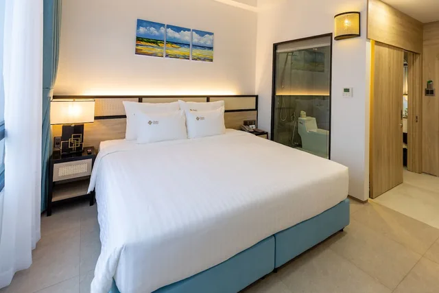 غرفة ديلوكس بسرير كينج بإطلالة على المدينة، Odin Hotel Quy Nhon 6/7