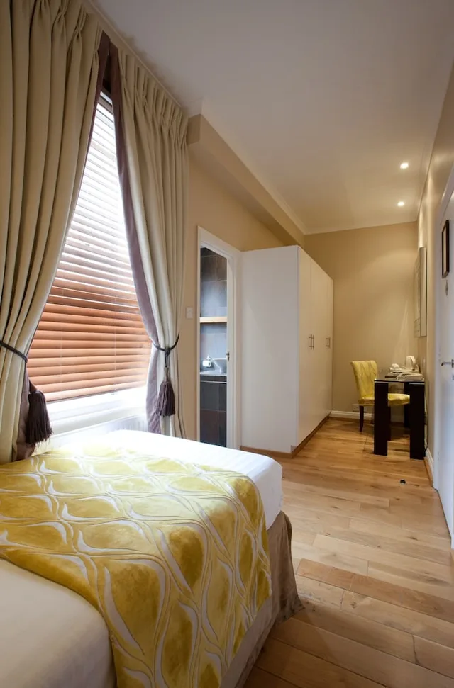 غرفة قياسية ثلاثية، New Linden Hotel 3/10