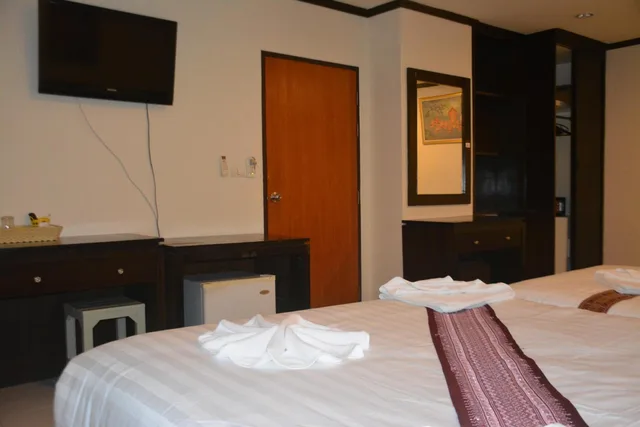 غرفة ثلاثية بشرفة، Patong Moon Inn Guesthouse 4/7