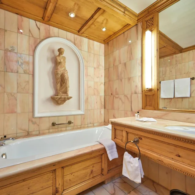 جناح بسرير كينج، Parkhotel Wallgau 5/6