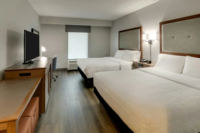 غرفة بسريرين كوين، Hampton Inn & Suites Rome 4/9