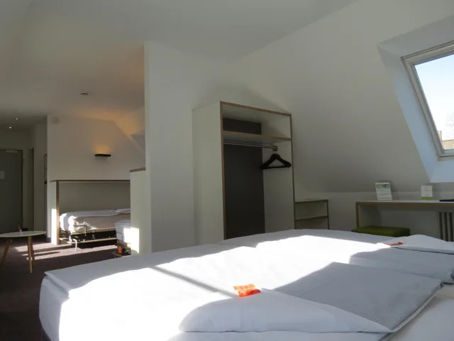 غرفة اقتصادية رباعية، Comfor Hotel 6/10