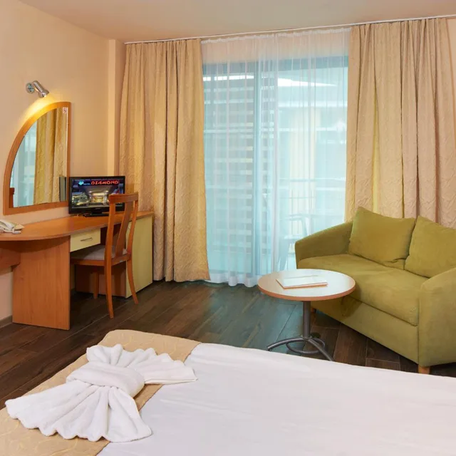 Studio, Balcony, Diamond Hotel 6/8