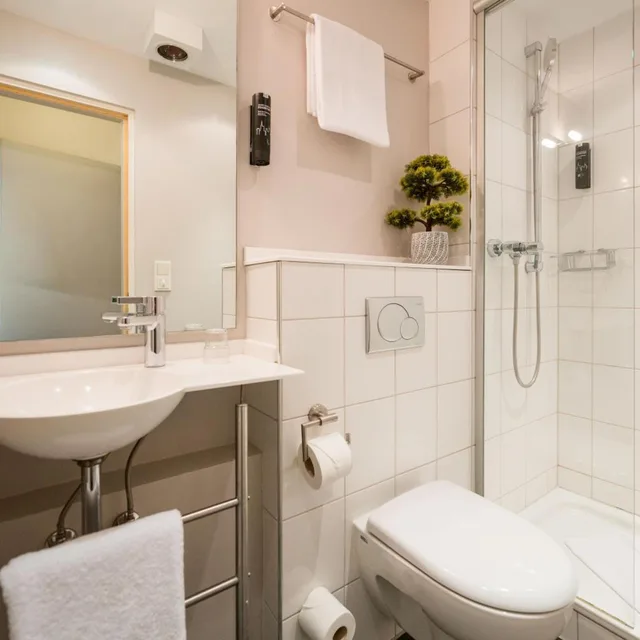 غرفة، Admiral Hotel Frankfurt 3/5