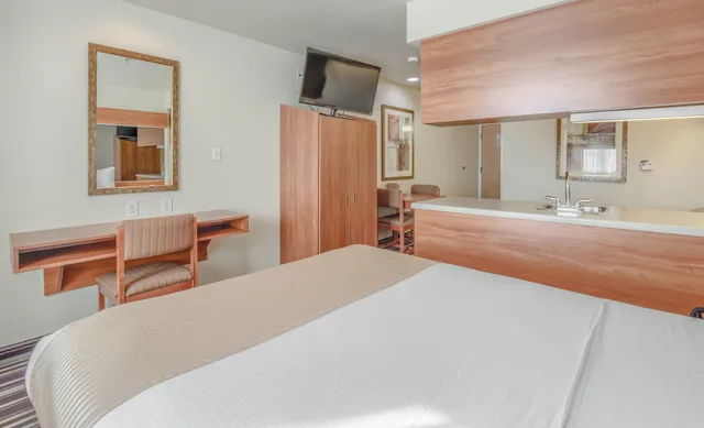جناح استوديو بسرير كوين، Microtel Inn & Suites by Wyndham Gulf Shores 9/10