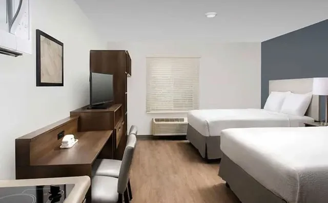 جناح بسريرين كوين، WoodSpring Suites Huntsville - Research Park 1/3