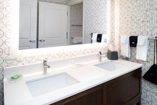 جناح بغرفة نوم واحدة لذوي الإعاقة، Holiday Inn Suites Idaho Falls 5/5