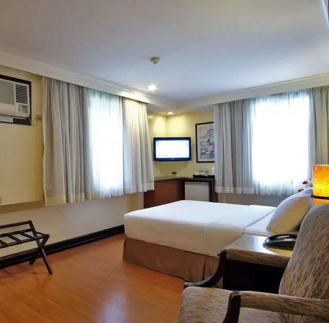 غرفة بريميوم ديلوكس بسرير كوين، Fersal Hotel Malakas 1/4