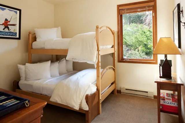 3 Bedrooms, Town House, King and Queen Bed، Juniper Springs Resort 2/3
