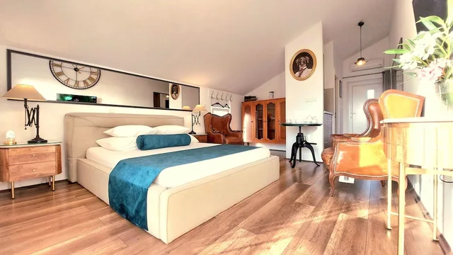 غرفة سوبيريور بسرير كوين بشرفة بإطلالة جزئية على البحر، Refresh Boutique Apartments 7/10