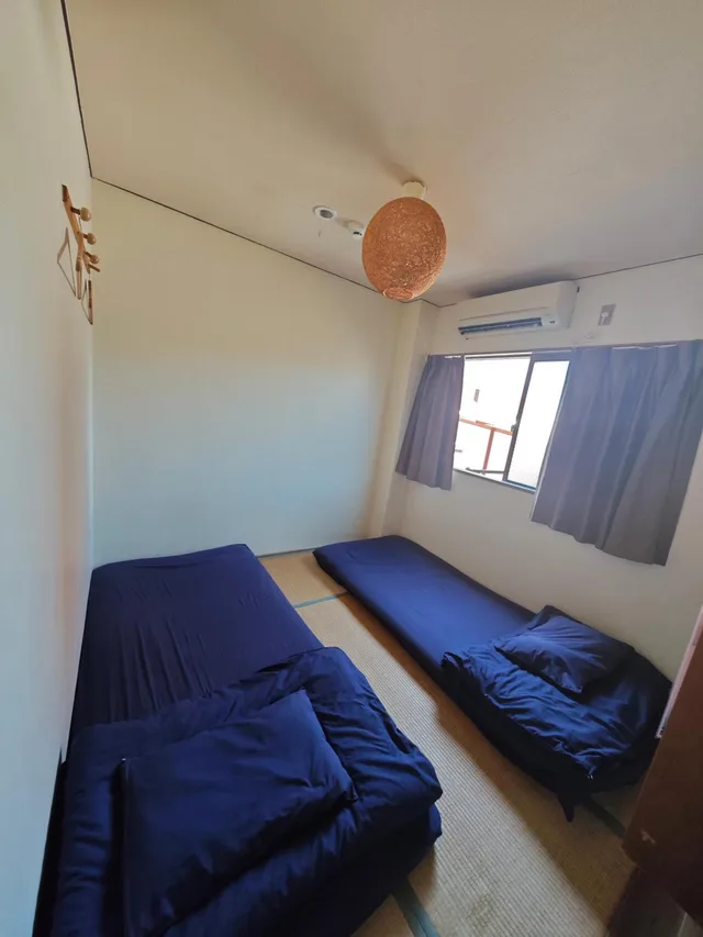 غرفة يابانية بسريرين منفصلين وفرشتي فوتون، Peace House Sakura 2/2