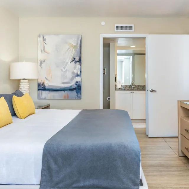 1 Bedroom, Suite, Beach or Pool View، Diamondhead Beach Resort and Spa 2/3