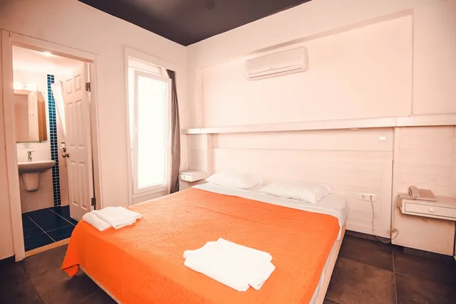 2 Bedrooms, Family, Apartment, Twin Beds, 2 Bathrooms, Sofa, Garden Area، Muskebi Apart 5/10