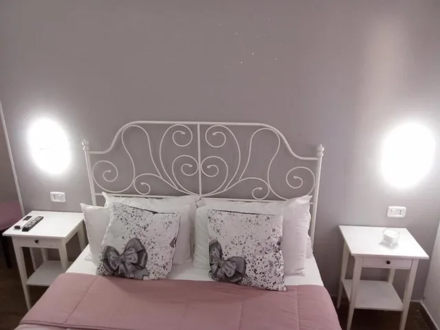 غرفة كلاسيكية ثلاثية بسرير مزدوج وسرير فردي، B&B Stella del Cilento Rooms 3/3