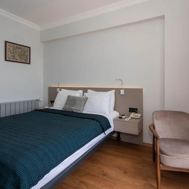 جناح، SINOP ANTIK OTEL 8/10