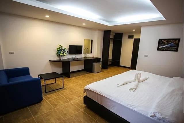 Deluxe, Double Bed, The Season Airport Udonthani 7/10