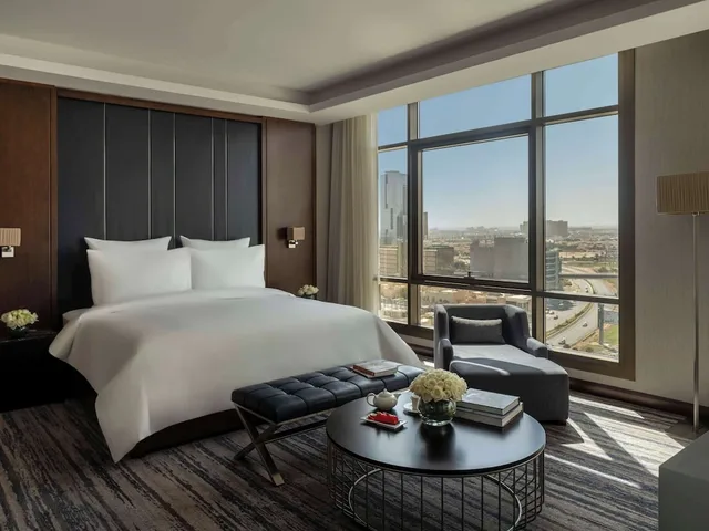 إقامة ديلوكس بسرير كينج بغرفة نوم واحدة، فندق وريزيدنس موفنبيك الرياض(Movenpick Hotel & Residences Riyadh) 4/7