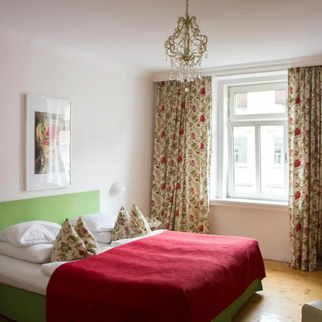 غرفة كومفورت بسرير مزدوج، Das Hotel in Munchen 3/5