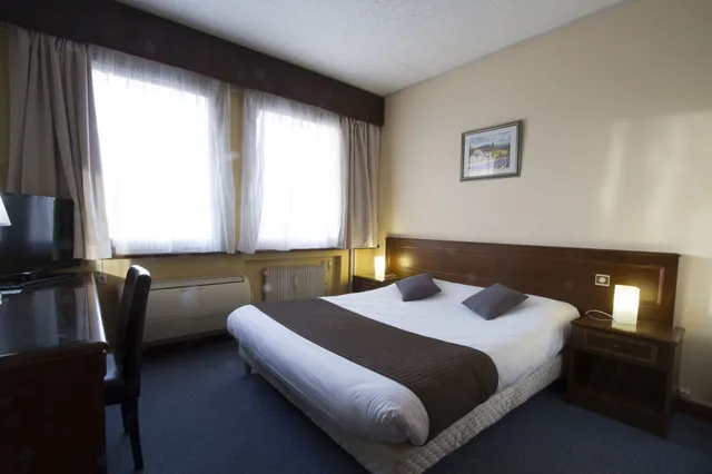 غرفة سوبيريور مفردة بسرير مزدوج، Brit Hotel Confort Roanne Grand Hotel 2/5