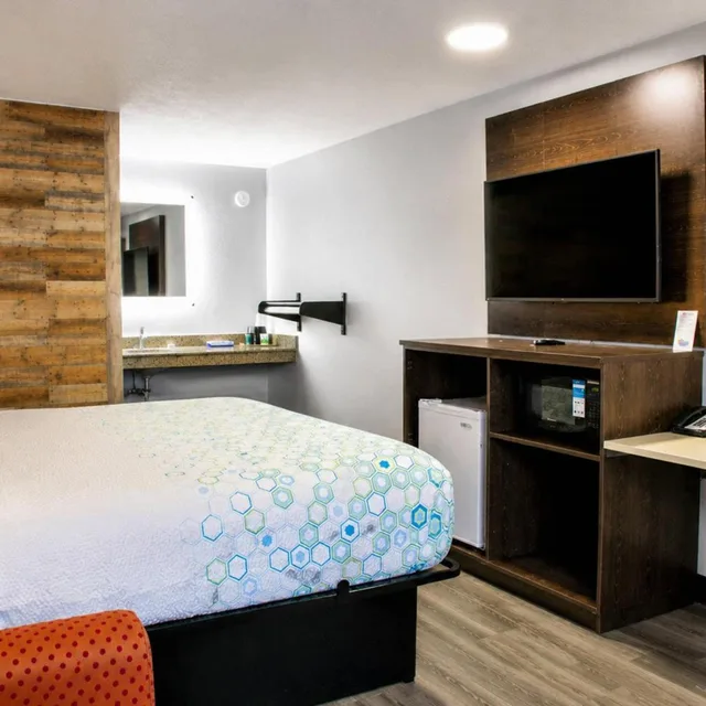 1 Bedroom, Suite, Exterior Entrance, Accessible، Masters Inn Augusta 2/5