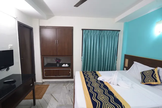 غرفة بسرير مزدوج، Hotel Vijay 1/6