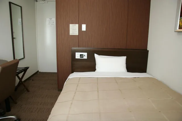 غرفة مفردة، Hotel Route Inn Chitose Ekimae 2/4
