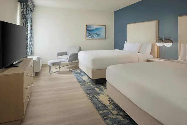 Suite, Multiple Beds, Accessible، Courtyard by Marriott Sandestin at Grand Boulevard 1/2