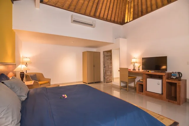 غرفة بريميير بسرير كينج بإطلالة على المسبح بغرفة نوم واحدة، Ubad Retreat 5/6