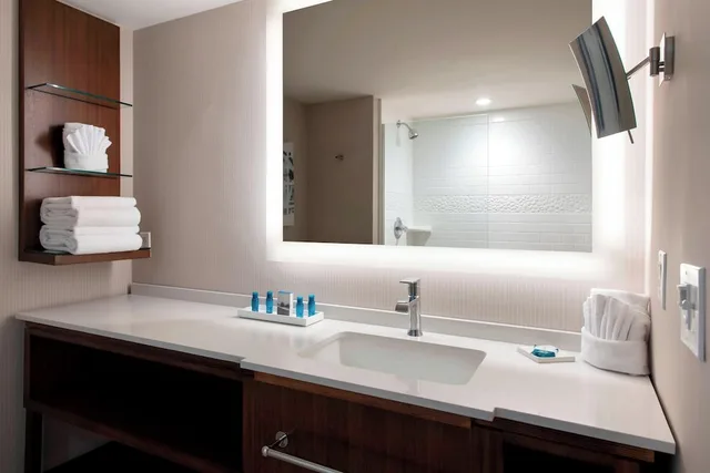 room, 2 queen beds, Delta Hotels By Marriott Basking Ridge 2/3