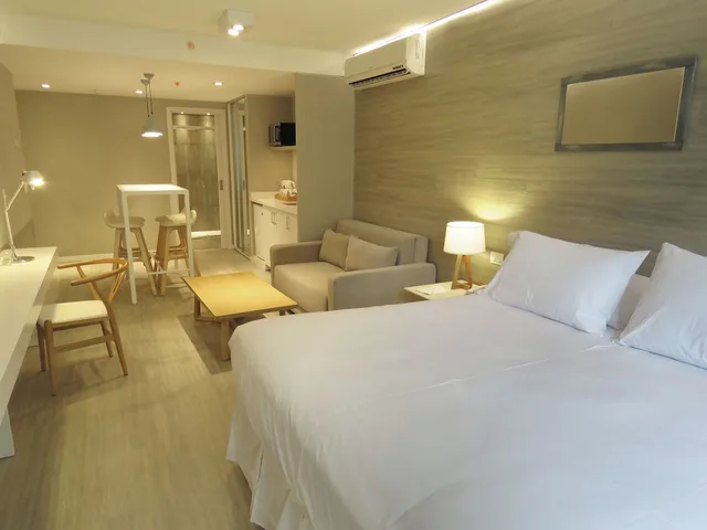 غرفة ديلوكس بسريرين منفصلين مع أريكة، Smart Hotel Montevideo 3/10