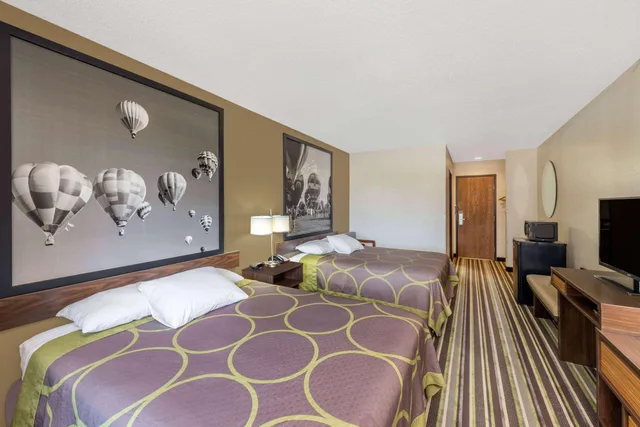 غرفة رباعية بسريرين كوين، Super 8 By Wyndham Roswell 1/2