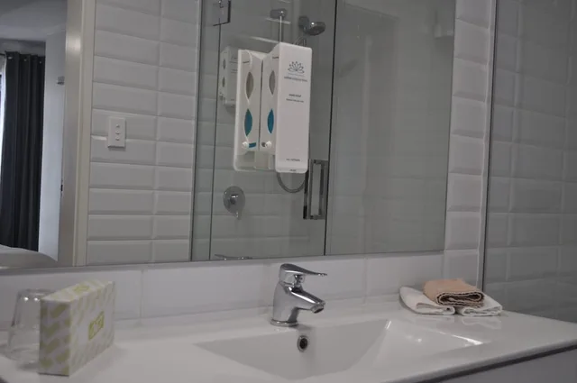 استوديو بسريرين منفصلين وسرير كينج وسرير فردي، City Suites Tauranga 3/7
