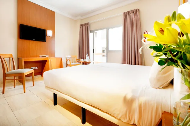 غرفة بسرير مزدوج، Crisol Alisios Canteras 4/10