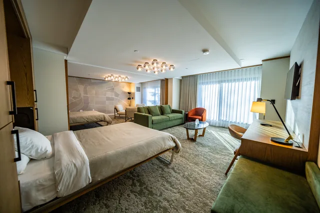 جناح بسريرين كوين، Banff Park Lodge 1/10