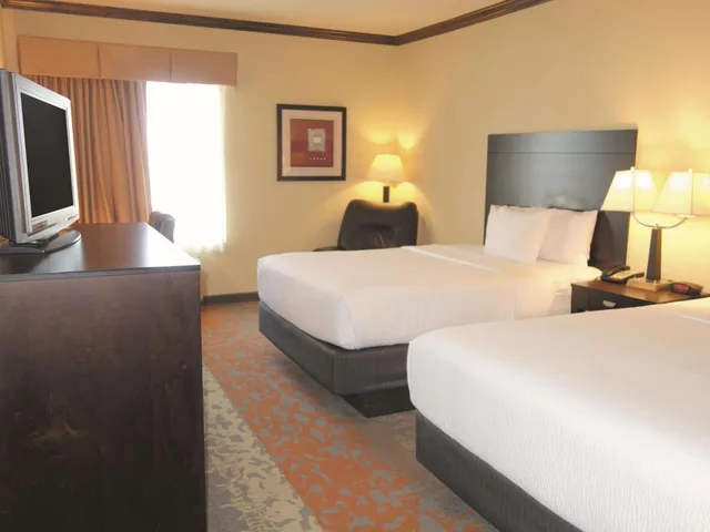 غرفة ديلوكس بسريرين كوين، La Quinta Inn & Suites by Wyndham Eastland 6/7