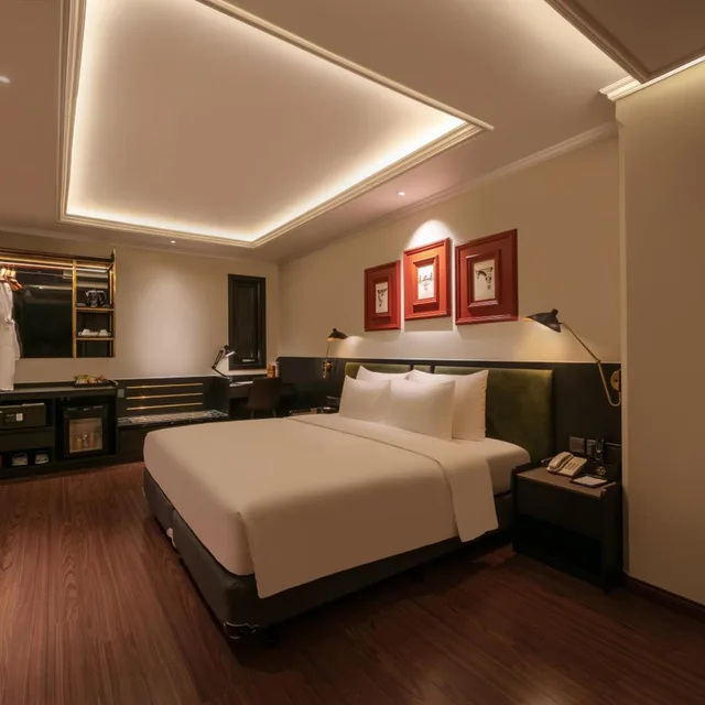 Deluxe, Double Bed, No Window, Bathtub، Champton Hanoi Hotel 3/10