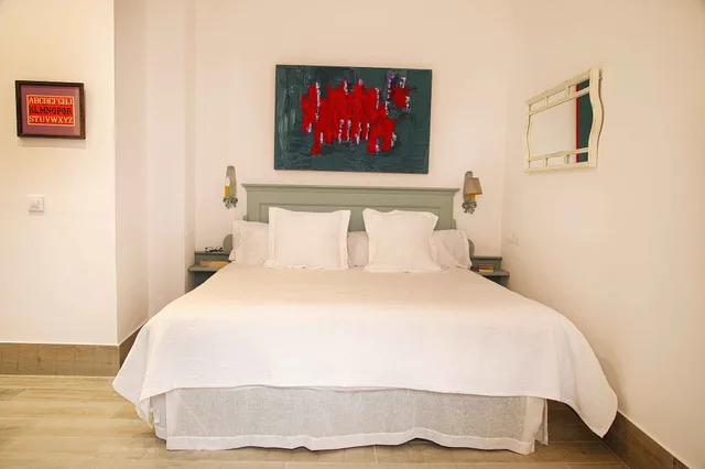 Grand, First, Deluxe, Apartment, Twin Beds, Sofa, Overland Suites Catedral 3/5