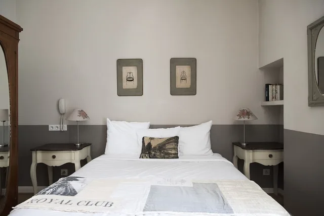 Superior, Double Bed, VILLA RIVOLI 2/6
