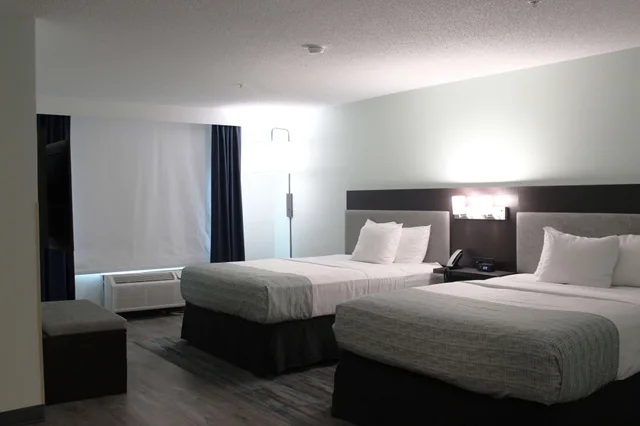 غرفة رباعية بسريرين كوين لذوي الإعاقة، Wingate by Wyndham Waldorf - Washington DC Area 2/2
