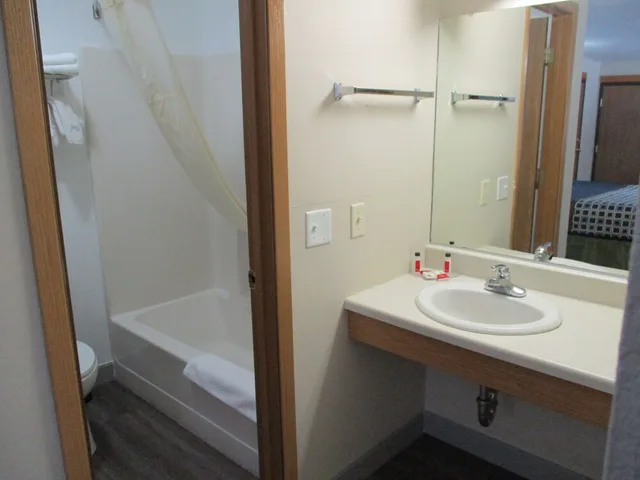 غرفة بسريرين كوين، Travelodge by Wyndham Spirit Lake/Okoboji 4/5