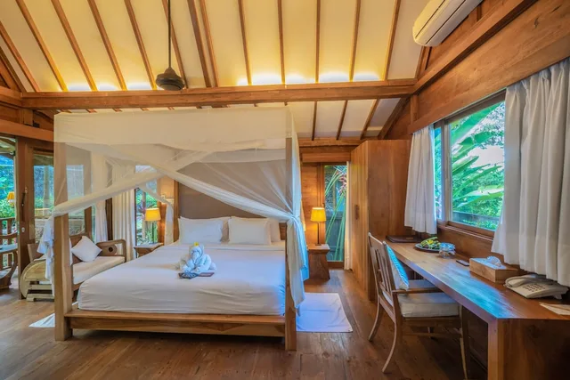 كوخ عائلي بسرير كينج وسرير فردي بإطلالة على الحديقة بغرفة نوم واحدة، De Ubud Villas Spa 2/3