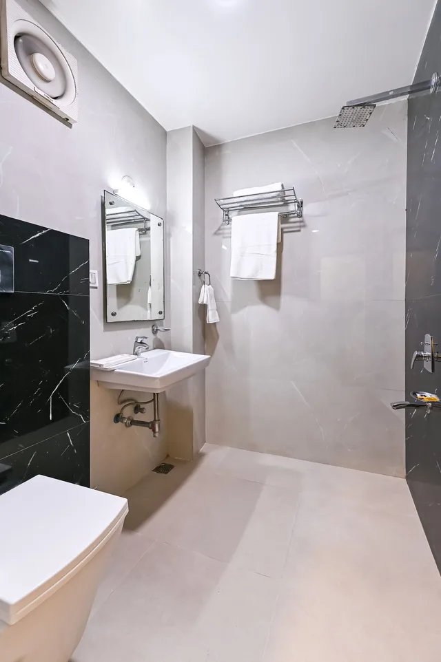 Deluxe, Double Bed, Ashoka Residency Hotel 7/7
