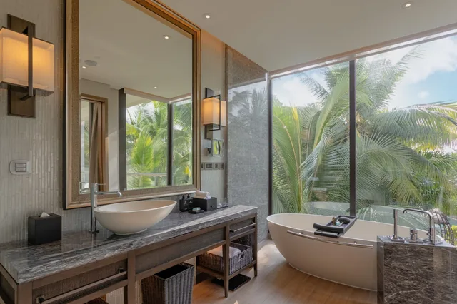 1 Bedroom, King Bed, Ocean View, Club Lounge Access, Intercontinental Phu Quoc Long Beach Resort 4/5