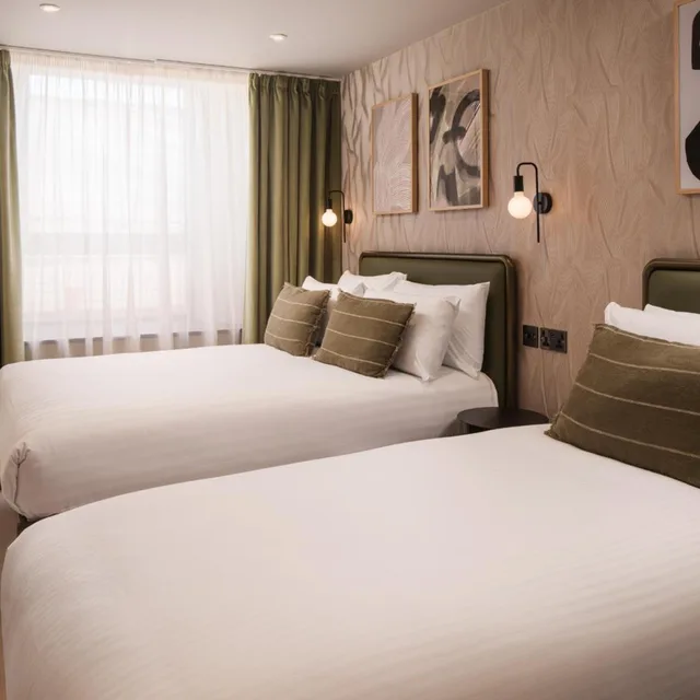 Renovated, Family، Central Park Hotel 3/10