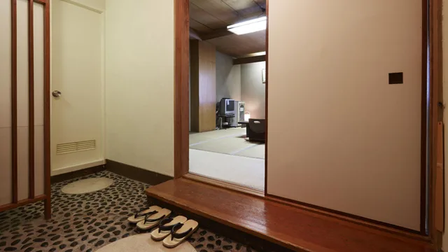 Japanese, Economy, No View, No Bathroom، Hotel New Tsuruta 1/1