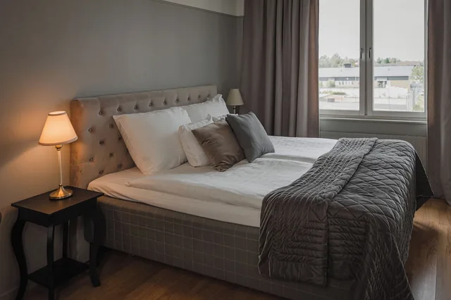 غرفة قياسية بسرير كوين، Haparanda Stadshotell 2/3
