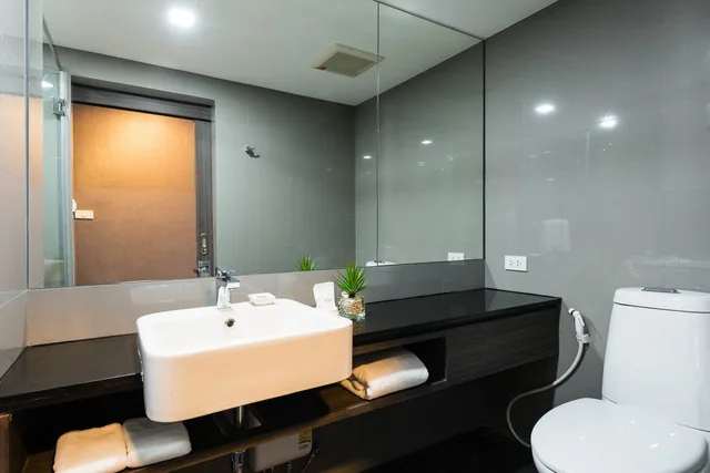 Economy, Double Bed, Fyn Hotel Bangkok 1/2