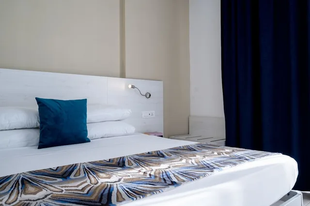 Standard, Twin Beds, City View, Gillieru Harbour 8/10