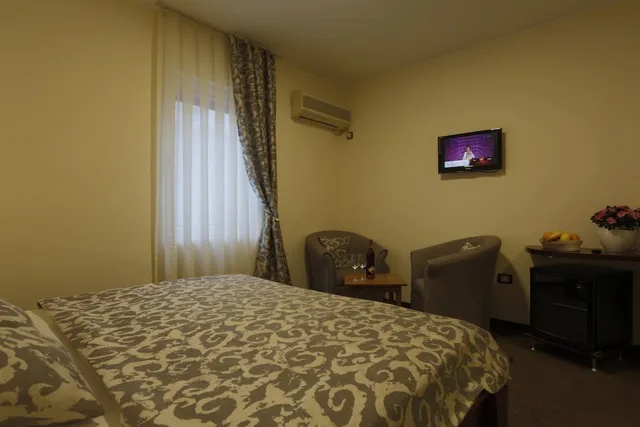 غرفة بسرير مزدوج، Guesthouse Tara 1/3